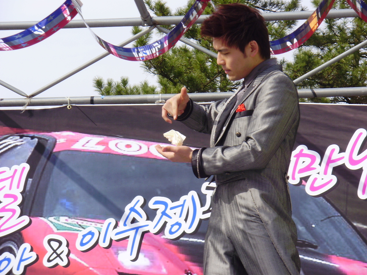 1926036148_b022bd38_P3170224.jpg
